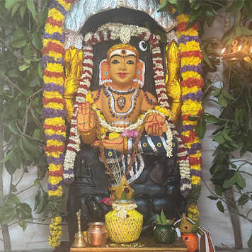 Kamakshi Ambal Temple Guru Peiyarchi