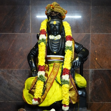 Kamakshi ambal temple Chandra Mouliswarar