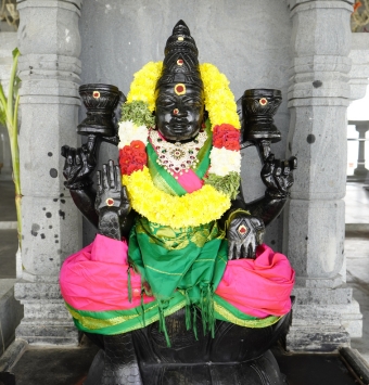 madavalam kamatchi temple